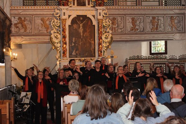 In der Kirche von Schellerhau