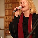 Claudia beim Solo